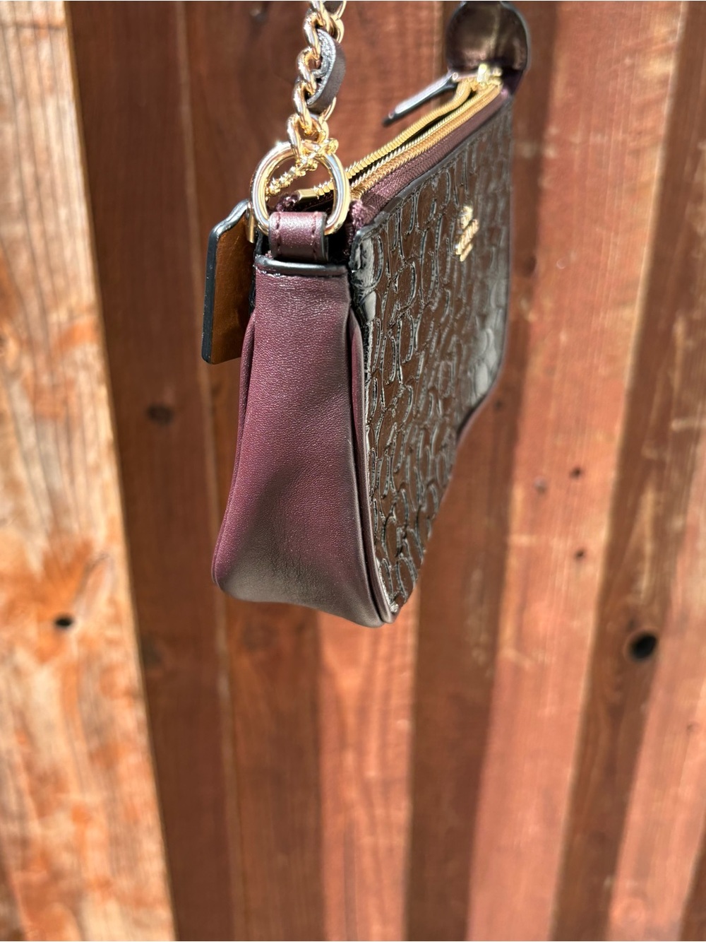 Coach Black/Burgundy Embossed Patent Signature Mini Shoulder Bag Chain Y2K Style - Picture 3 of 9